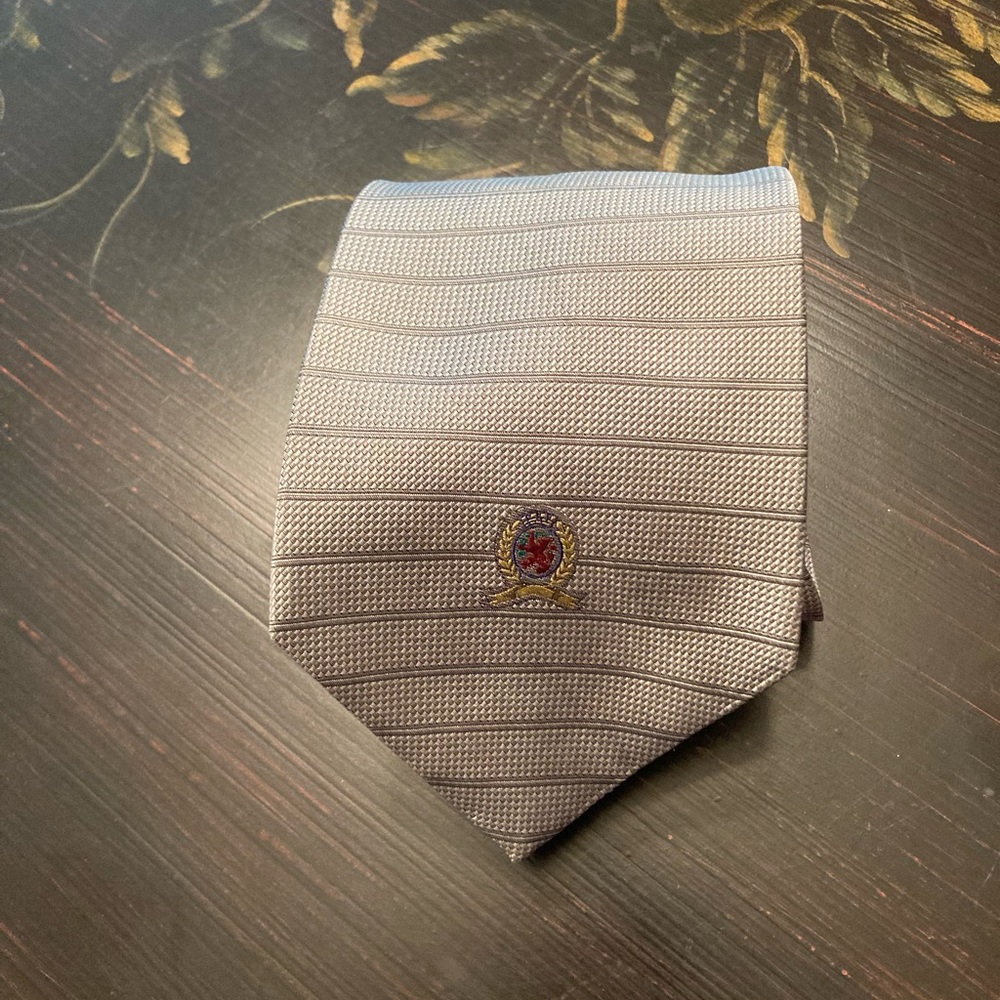 Tommy Hilfiger mens necktie